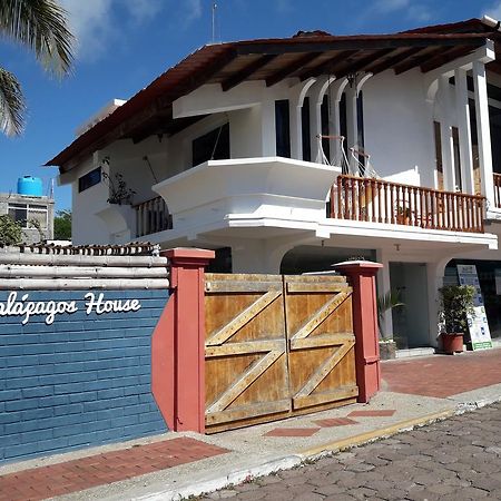 Galapagos House Hostel Puerto Ayora  Exterior foto